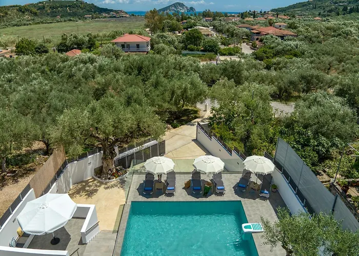 Villa Astoria Keri