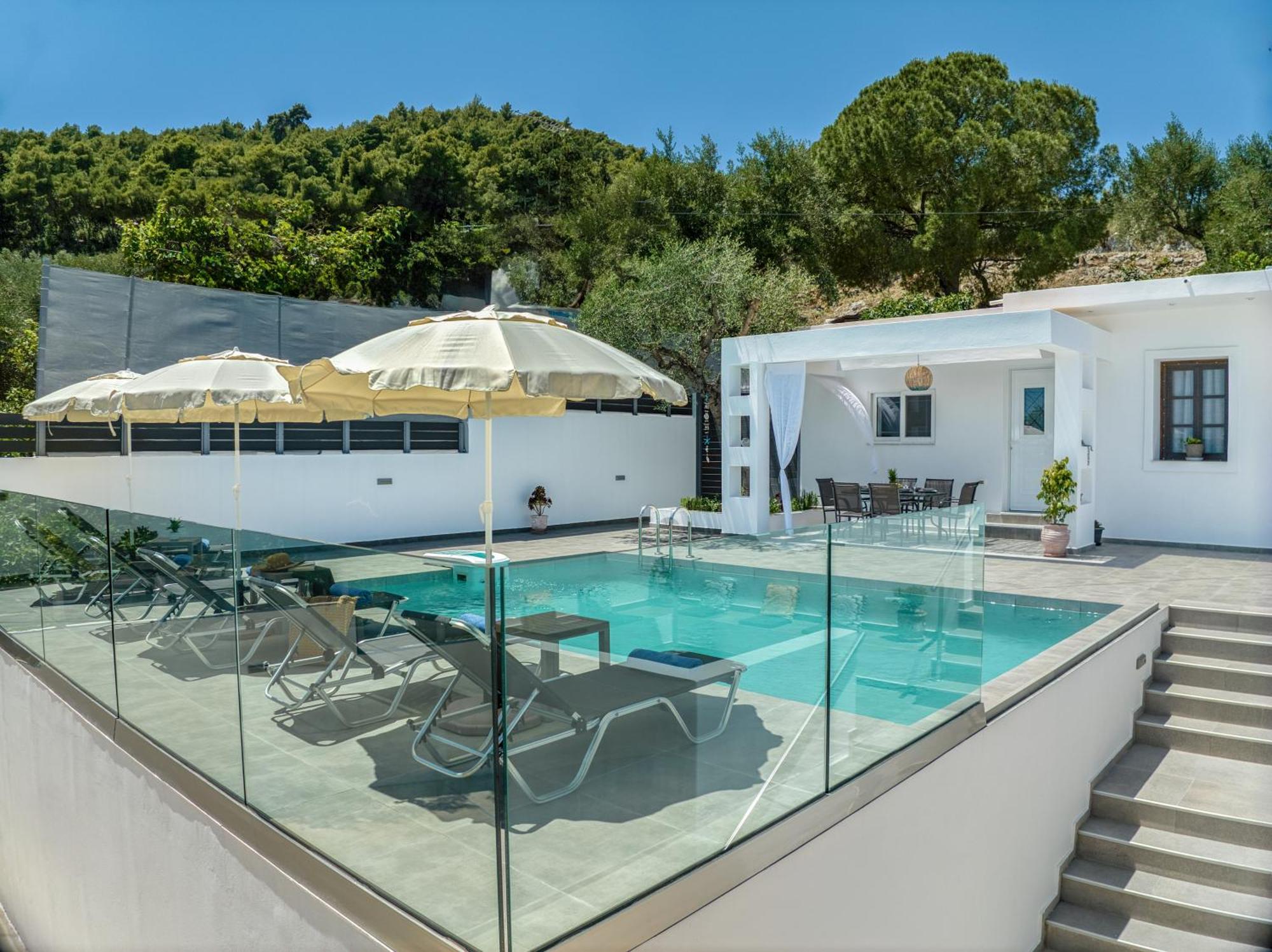 Villa Astoria Keri