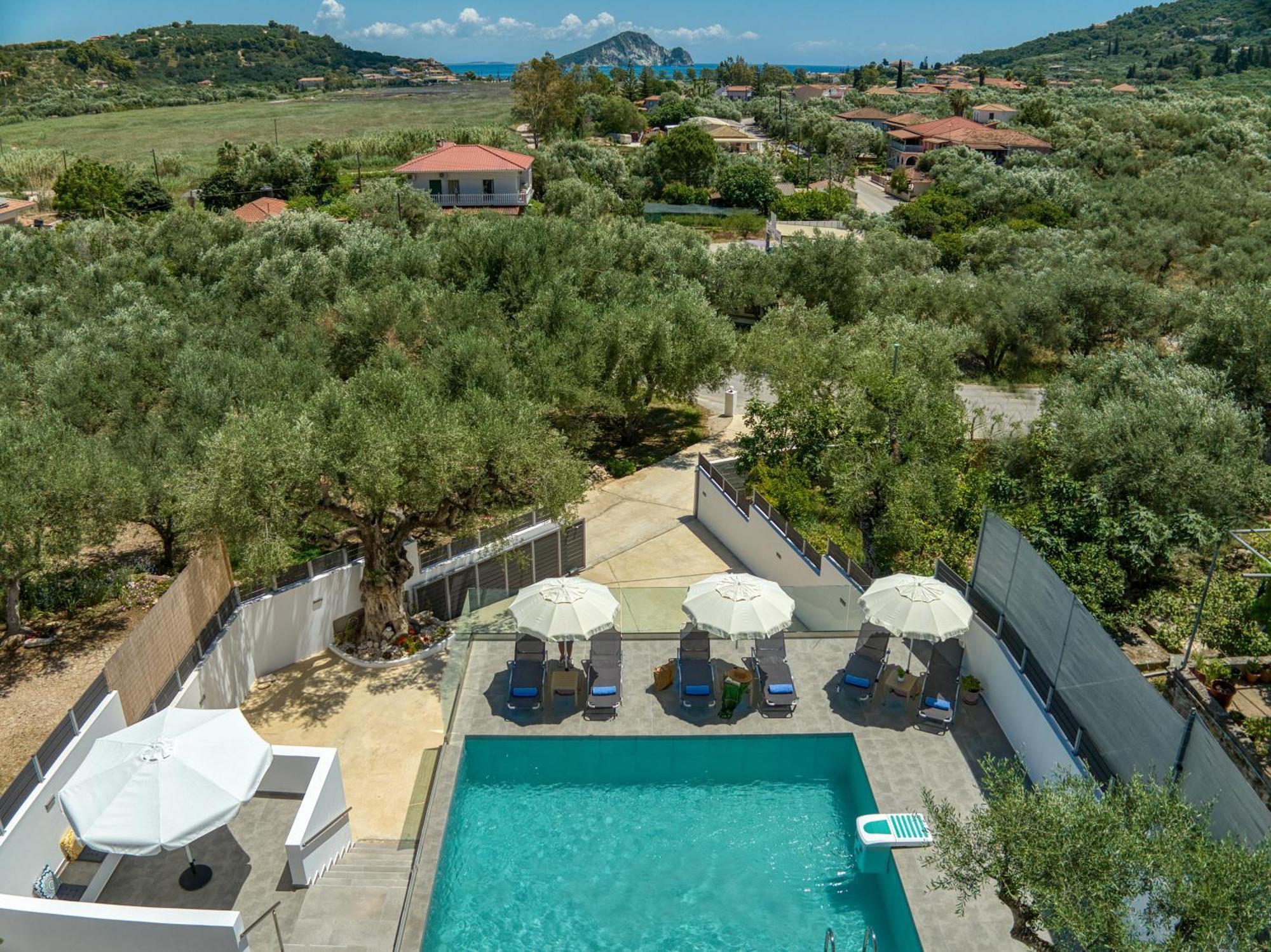 Astoria Villa